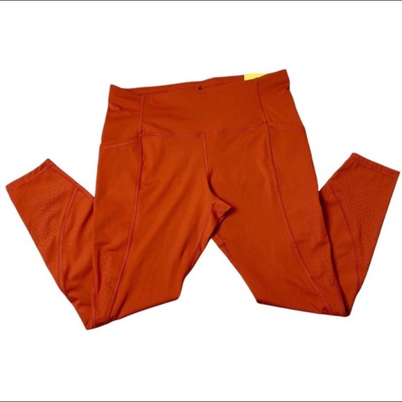 All In Motion Sculpted Linear Laser Cut High Rise 7/8 Leggings - Picture 2 of 11